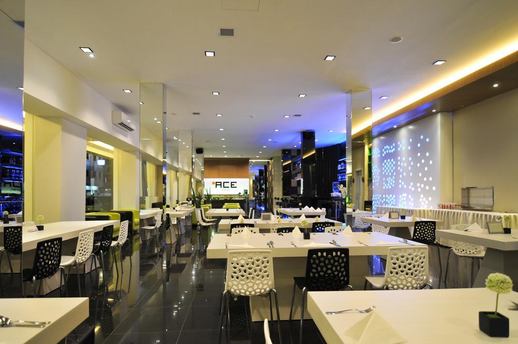 Ace Hotel Batam Nagoya Exterior foto